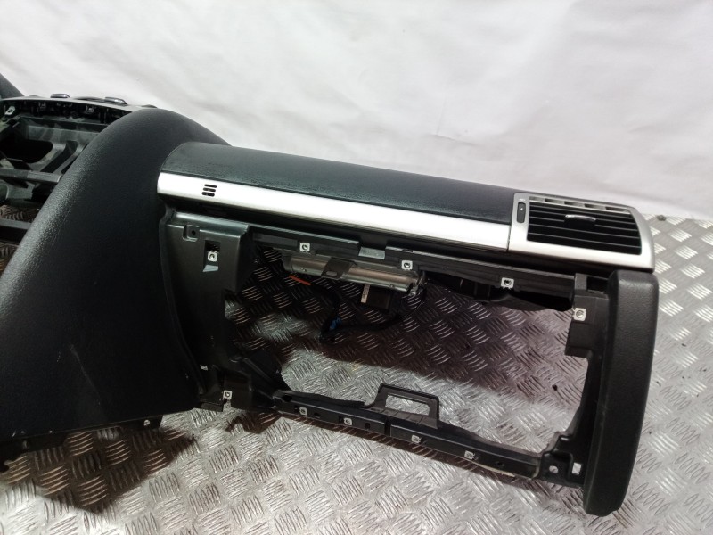 Recambio de salpicadero para peugeot 407 st confort referencia OEM IAM   