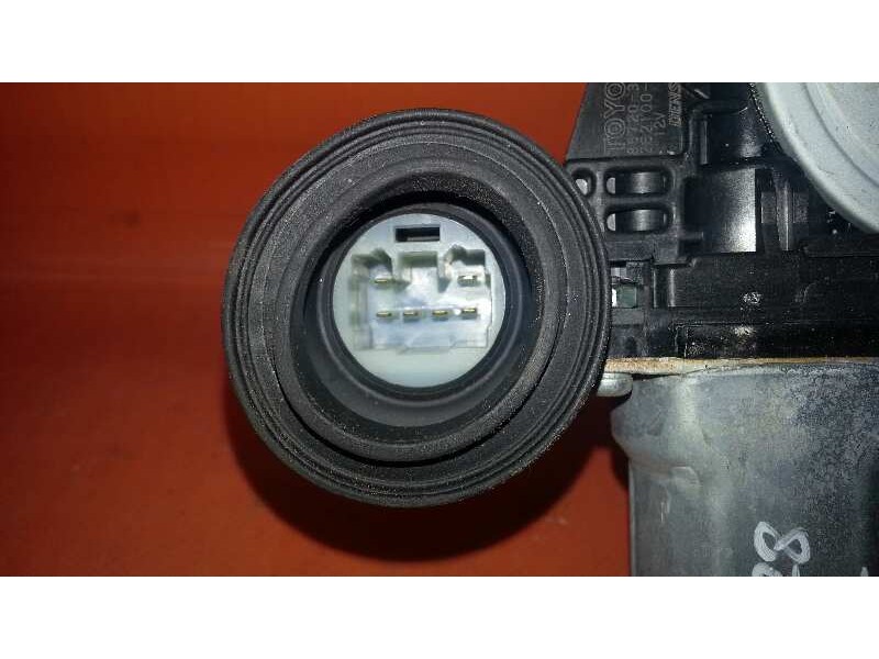 Recambio de elevalunas trasero izquierdo para toyota prius (nhw20) basis referencia OEM IAM 6980252070  