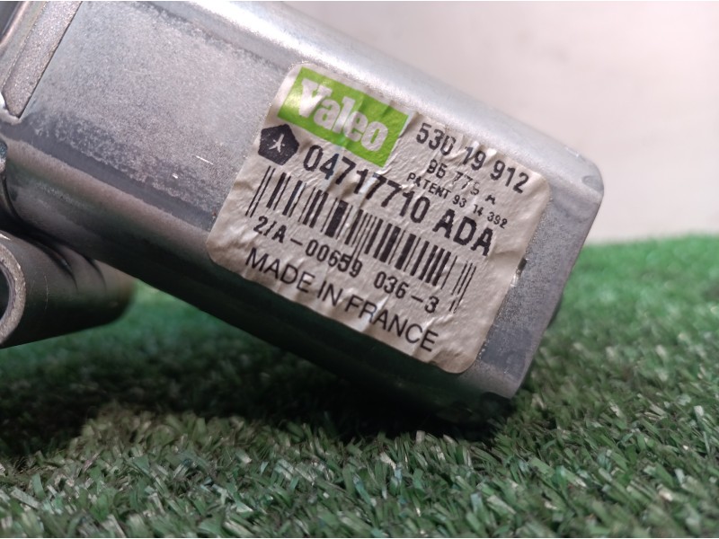 Recambio de motor limpia trasero para chrysler grand voyager limited referencia OEM IAM  53019912 04717710ADA