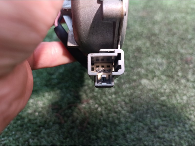 Recambio de motor limpia trasero para chrysler grand voyager limited referencia OEM IAM  53019912 04717710ADA