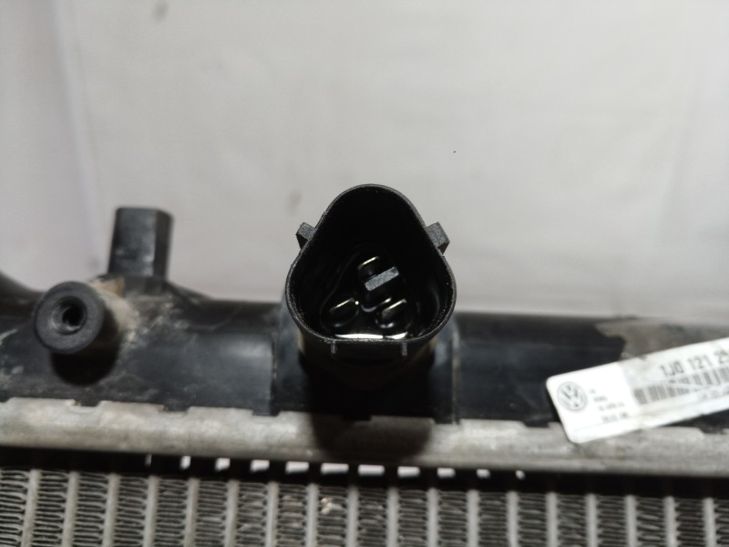 Recambio de radiador agua para audi a3 (8l) 1.9 tdi ambiente referencia OEM IAM 1J0121253AD 1J0121253AD 1J0121253