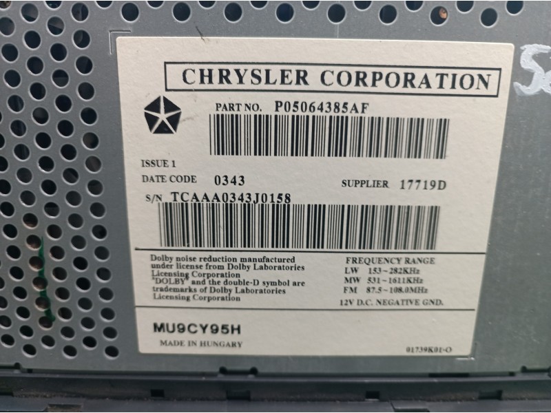 Recambio de sistema audio / radio cd para chrysler grand voyager limited referencia OEM IAM  P05064385AF P05064385
