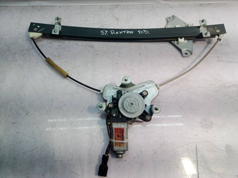 Recambio de elevalunas delantero derecho para ssangyong rexton 270 xdi limited referencia OEM IAM 8810008011 8810008011 88100080