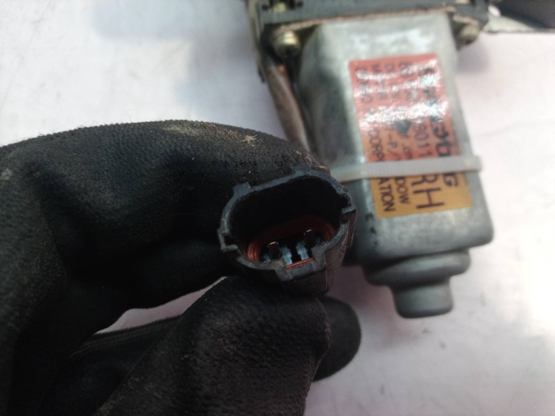 Recambio de elevalunas delantero derecho para ssangyong rexton 270 xdi limited referencia OEM IAM 8810008011 8810008011 88100080