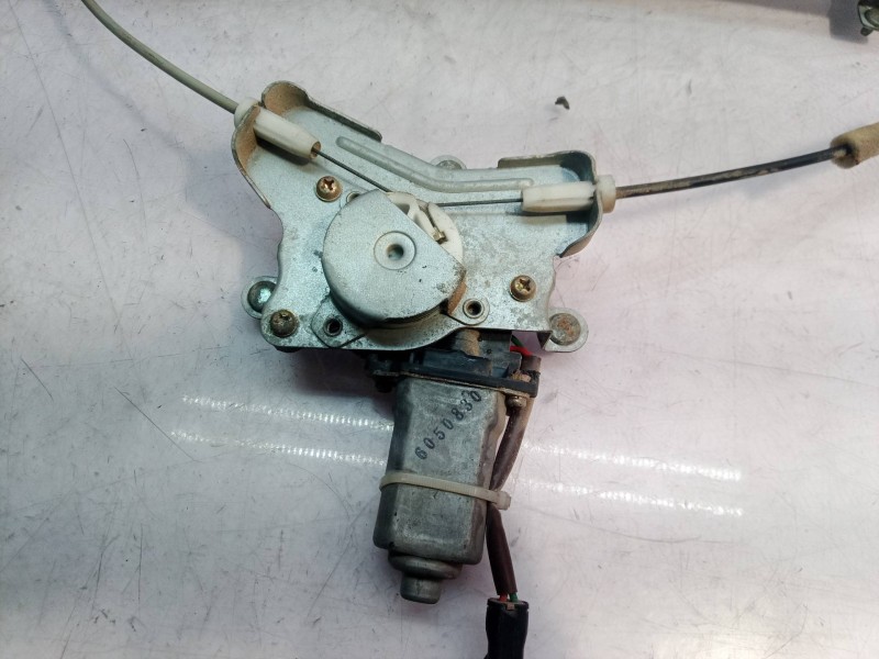 Recambio de elevalunas delantero derecho para ssangyong rexton 270 xdi limited referencia OEM IAM 8810008011 8810008011 88100080