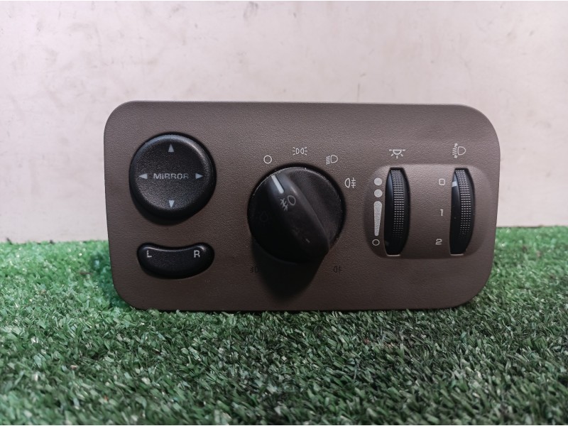 Recambio de mando luces para chrysler grand voyager limited referencia OEM IAM  P0SA901L5AD P0SA901L5