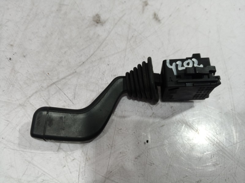 Recambio de mando limpia para opel combo (corsa c) cargo referencia OEM IAM 09185417  