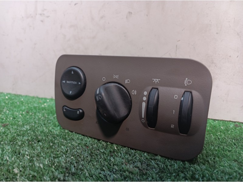 Recambio de mando luces para chrysler grand voyager limited referencia OEM IAM  P0SA901L5AD P0SA901L5