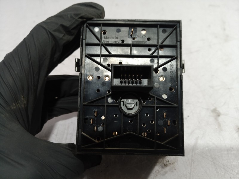 Recambio de mando luces para opel combo (corsa c) cargo referencia OEM IAM 0524119 0524119 0524119