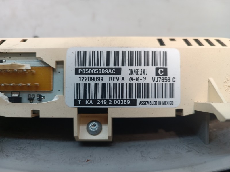 Recambio de pantalla multifuncion para chrysler grand voyager limited referencia OEM IAM  P05005009AC 12209099