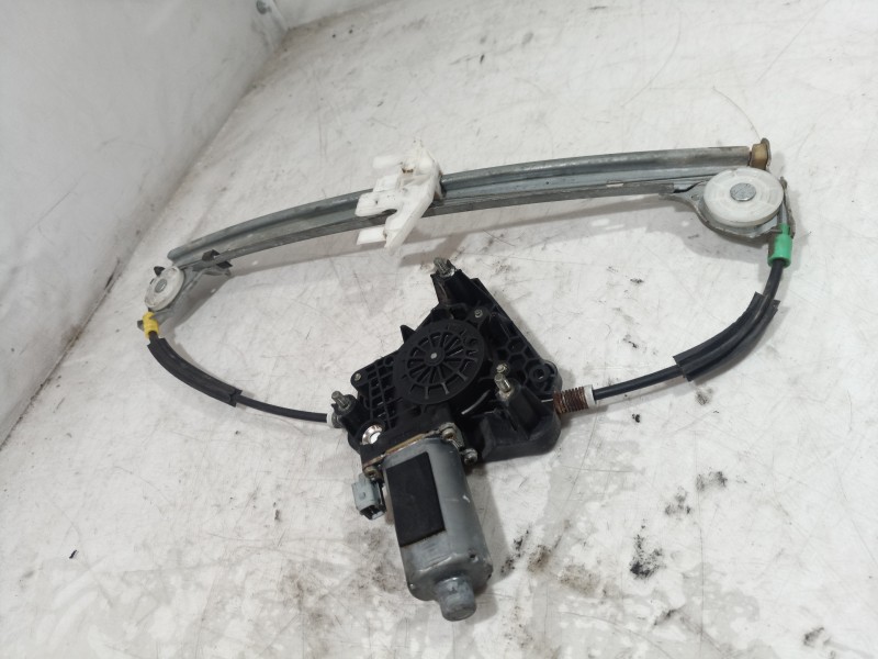 Recambio de elevalunas trasero izquierdo para peugeot 406 berlina (s1/s2) stdt referencia OEM IAM 0130821779 0130821779 01308217