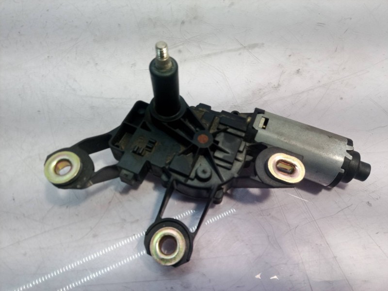 Recambio de motor limpia trasero para ford fiesta (cbk) ambiente referencia OEM IAM 2S61A17K441 2S61A17K441 2S61A17K441