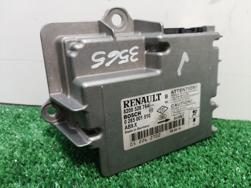 Recambio de centralita airbag para renault clio iii exception referencia OEM IAM 8200528764 8200528764 0285001510