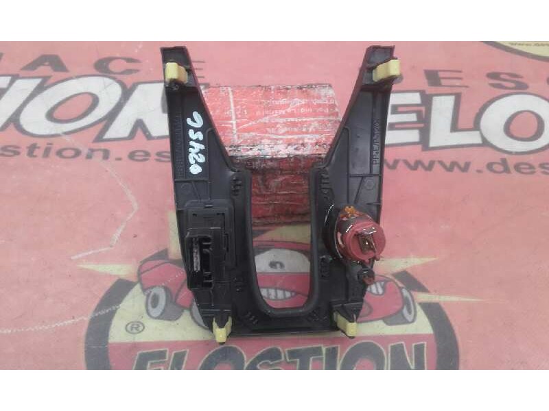 Recambio de mando retrovisor para toyota auris sport referencia OEM IAM 5891702130  