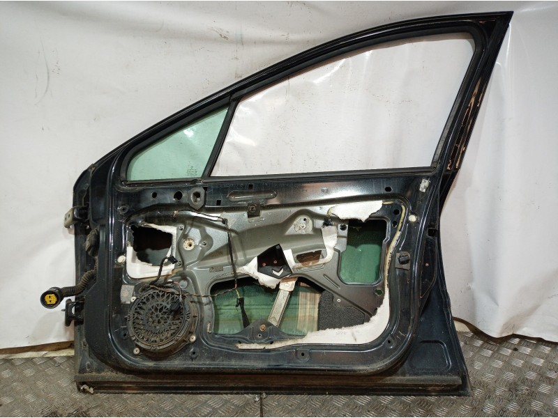 Recambio de puerta delantera derecha para peugeot 307 break / sw (s1) break xs referencia OEM IAM   