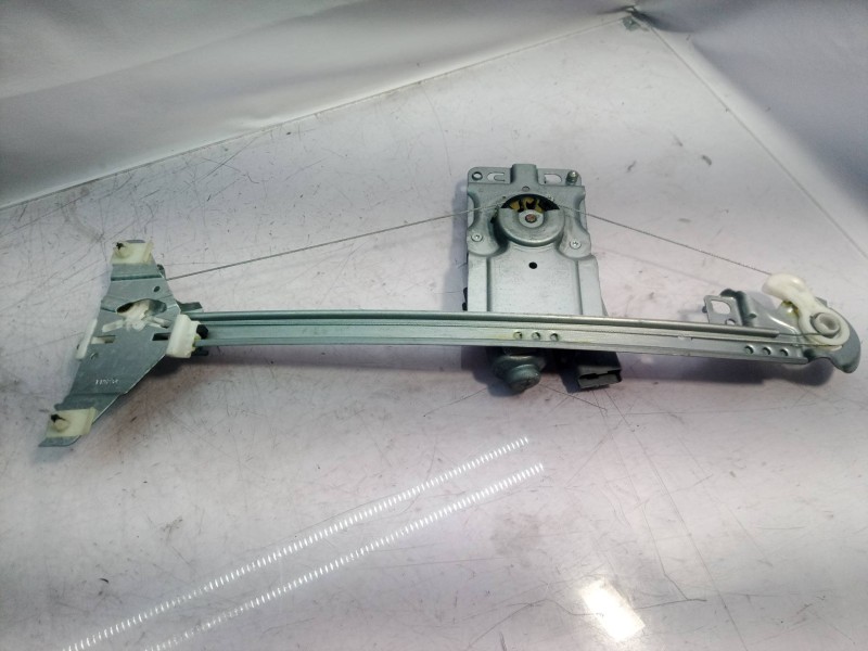 Recambio de elevalunas trasero izquierdo para peugeot 307 break / sw (s1) referencia OEM IAM 965988 965988 965988