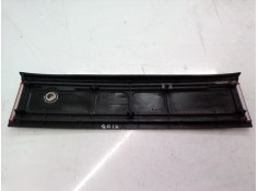 Recambio de piloto trasero central para mazda 323 berlina/familiar (bf/bw) lx berlina (bf) referencia OEM IAM 0674434 0674434 06 2