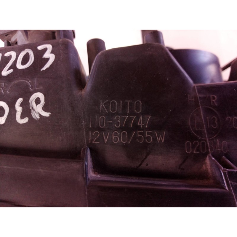 Recambio de faro derecho para mitsubishi montero (v20/v40) 2500 td gl (2-ptas.) referencia OEM IAM  11037753 11037747