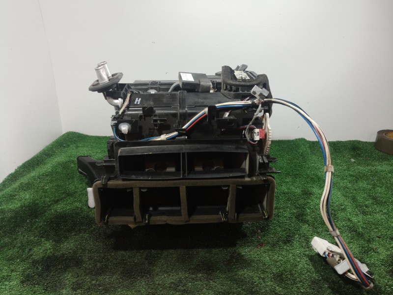 Recambio de varios para toyota auris 2.2 d-cat referencia OEM IAM CAJACLIMATIZACION  