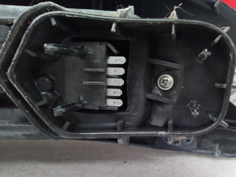Recambio de piloto trasero izquierdo para opel corsa c sri referencia OEM IAM 09114336 09114336 09114336
