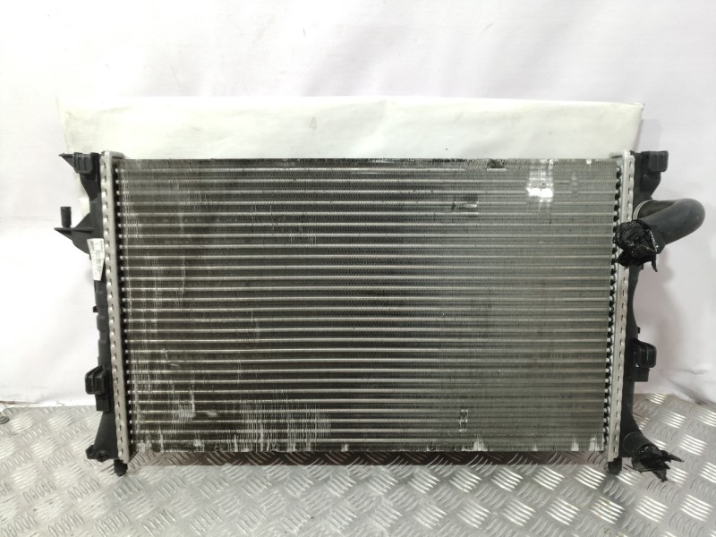 Recambio de intercooler para ford focus berlina (cak) ambiente referencia OEM IAM 8200008 8200008 8200008