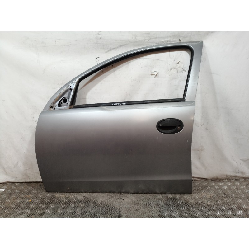 Recambio de puerta delantera izquierda para opel corsa c sri referencia OEM IAM   