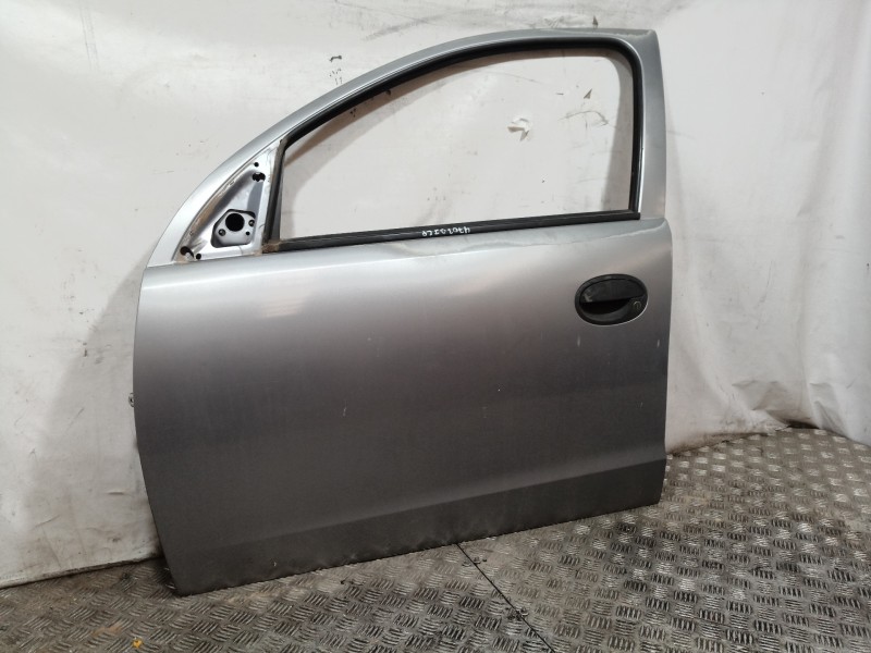Recambio de puerta delantera izquierda para opel corsa c sri referencia OEM IAM   