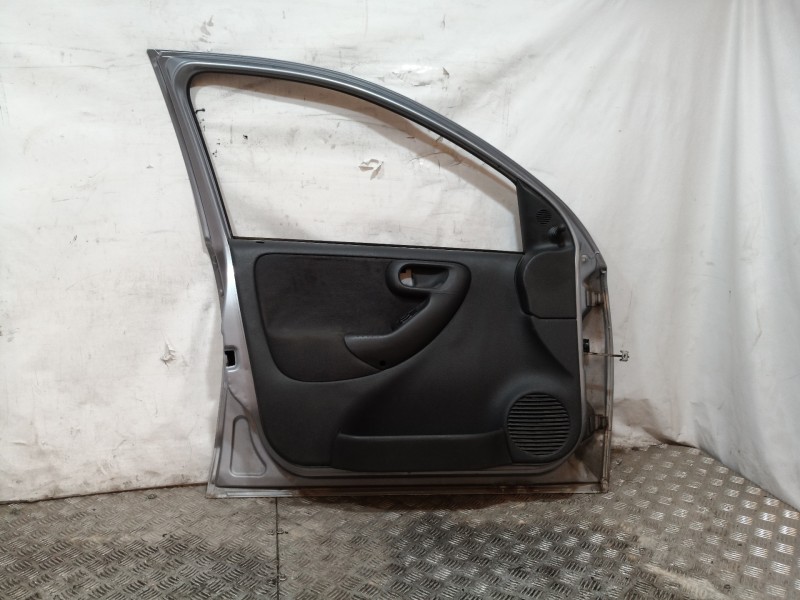 Recambio de puerta delantera izquierda para opel corsa c sri referencia OEM IAM   