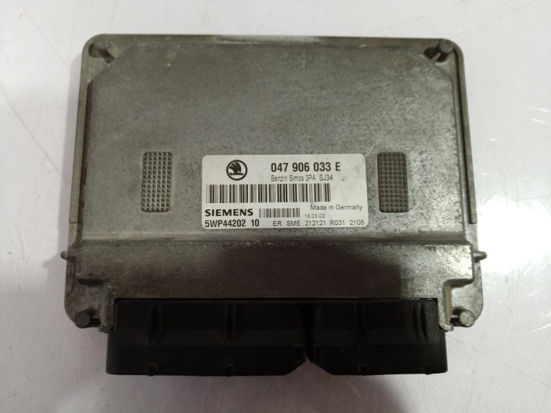 Recambio de centralita motor uce para skoda fabia (6y2/6y3) fresh referencia OEM IAM 047906033E 047906033 047906033