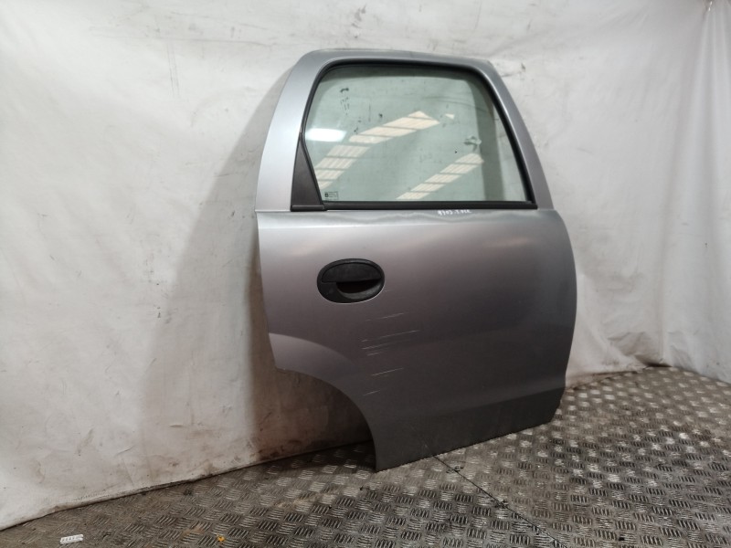 Recambio de puerta trasera derecha para opel corsa c sri referencia OEM IAM   