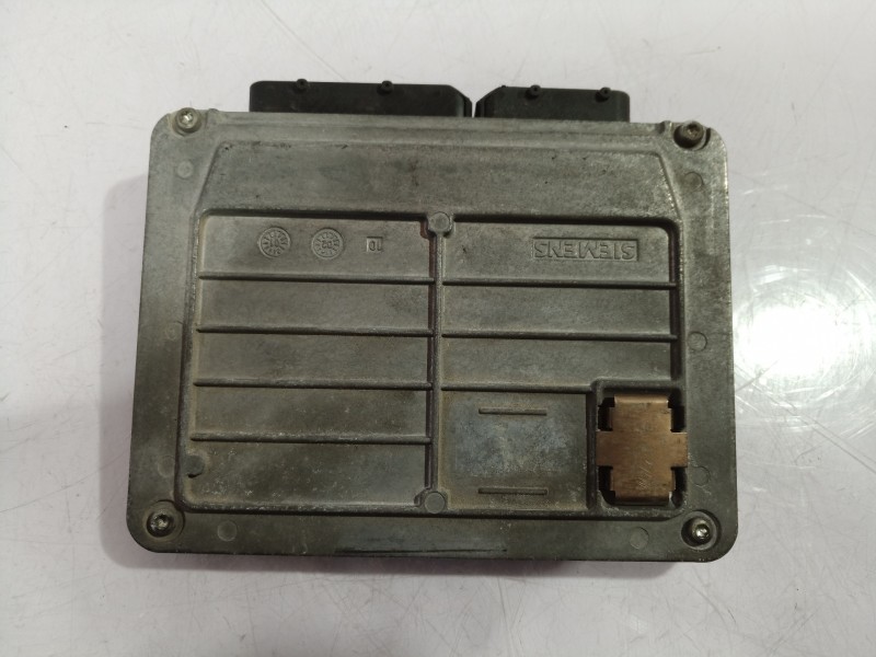 Recambio de centralita motor uce para skoda fabia (6y2/6y3) fresh referencia OEM IAM 047906033E 047906033 047906033