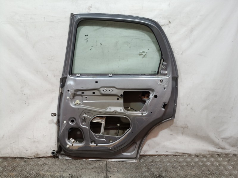 Recambio de puerta trasera derecha para opel corsa c sri referencia OEM IAM   