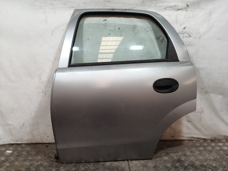 Recambio de puerta trasera izquierda para opel corsa c sri referencia OEM IAM   