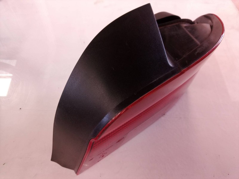 Recambio de piloto trasero derecho para bmw serie 5 berlina (e39) 530d referencia OEM IAM 8358032 2VP00724002 14603400