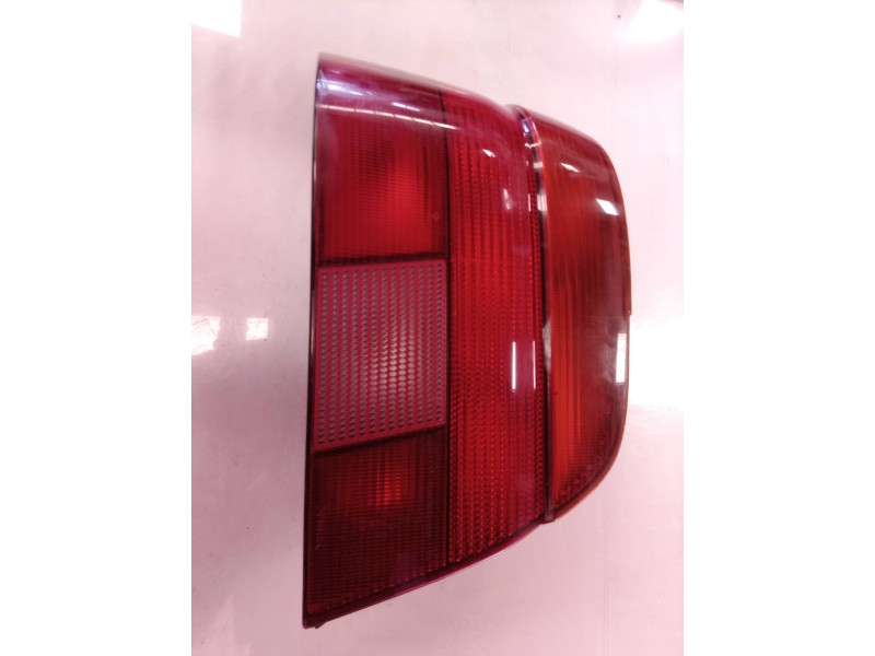 Recambio de piloto trasero izquierdo para bmw serie 5 berlina (e39) 530d referencia OEM IAM 8358031 2VP00724001 14603300