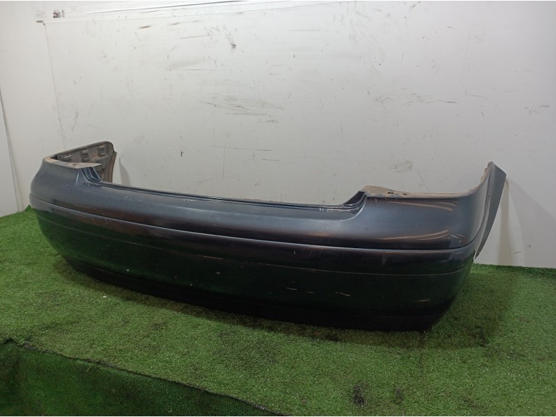 Recambio de paragolpes trasero para volkswagen bora berlina (1j2) highline referencia OEM IAM 1J5807521 1J5807521 1J5807521