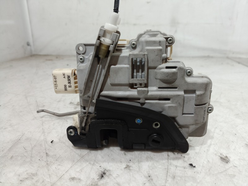 Recambio de cerradura puerta trasera derecha para audi a8 (4e2) referencia OEM IAM   