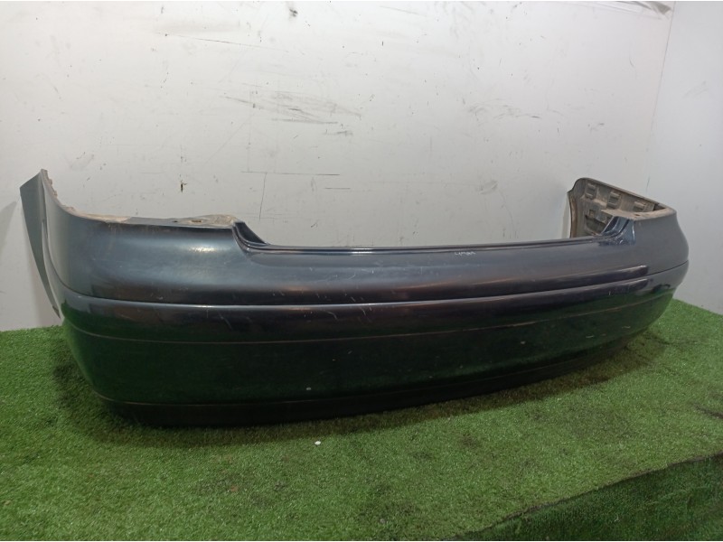 Recambio de paragolpes trasero para volkswagen bora berlina (1j2) highline referencia OEM IAM 1J5807521 1J5807521 1J5807521