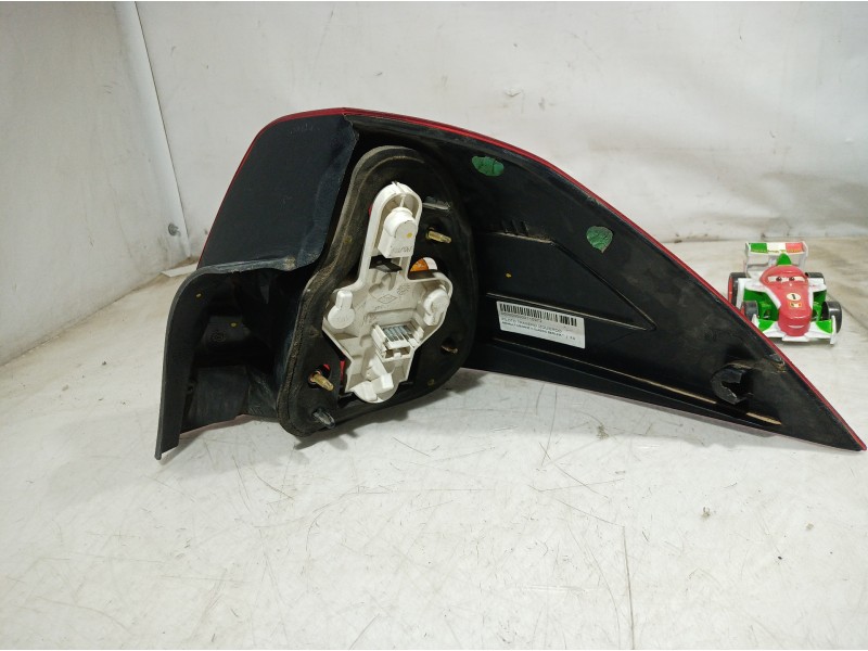 Recambio de piloto trasero izquierdo para renault megane ii classic berlina referencia OEM IAM   