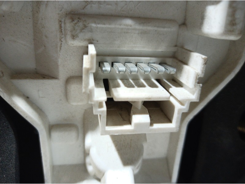 Recambio de piloto trasero izquierdo para renault megane ii classic berlina referencia OEM IAM   