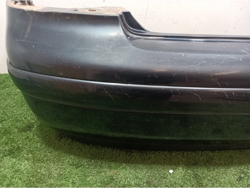 Recambio de paragolpes trasero para volkswagen bora berlina (1j2) highline referencia OEM IAM 1J5807521 1J5807521 1J5807521