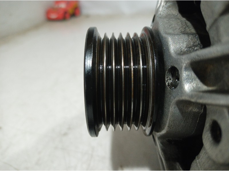 Recambio de alternador para mercedes-benz clase m (w163) 320 (163.154) referencia OEM IAM CGB11120 CGB11120 CGB11120