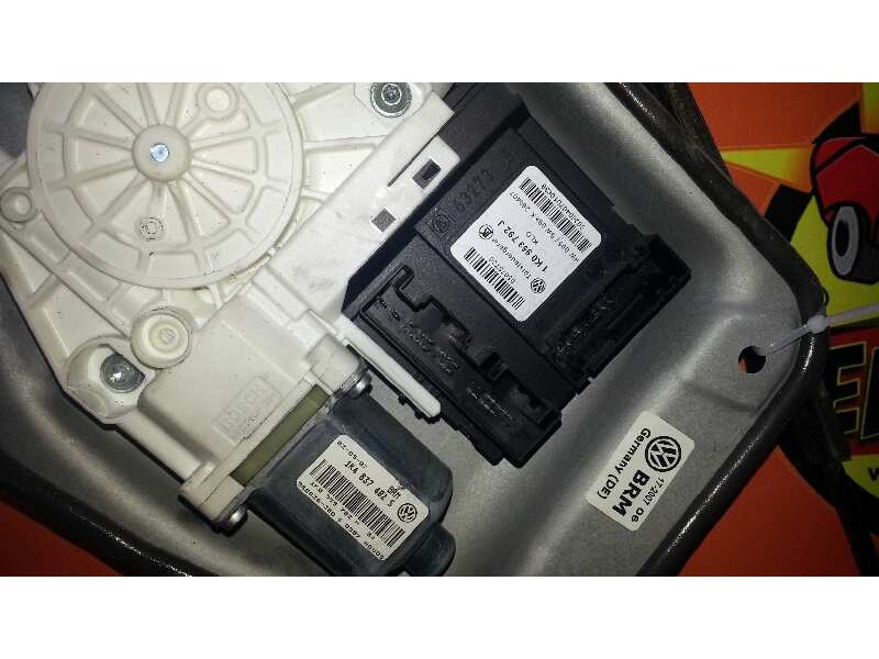 Recambio de elevalunas delantero derecho para volkswagen golf v berlina (1k1) referencia OEM IAM   