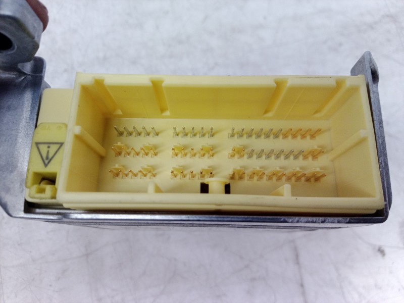 Recambio de centralita airbag para toyota rav 4 (a3) executive referencia OEM IAM 8917042201 8917042201 8917042201