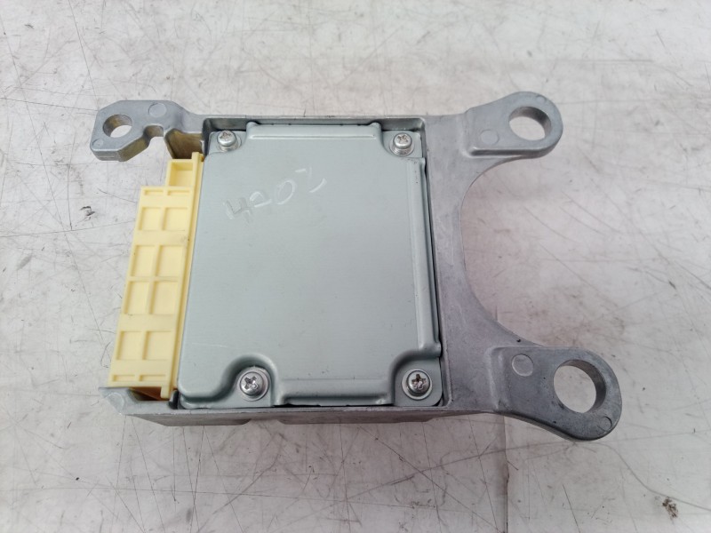 Recambio de centralita airbag para toyota rav 4 (a3) executive referencia OEM IAM 8917042201 8917042201 8917042201
