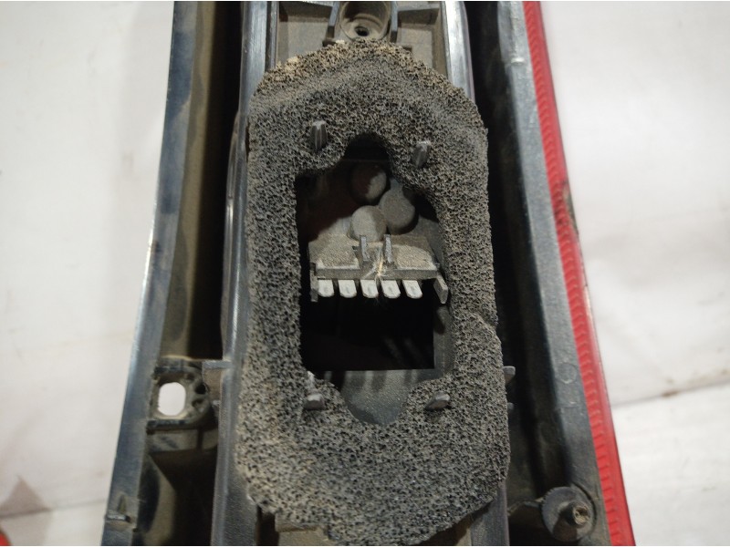 Recambio de piloto trasero izquierdo para opel meriva cosmo referencia OEM IAM 13203393 13203393 13203393