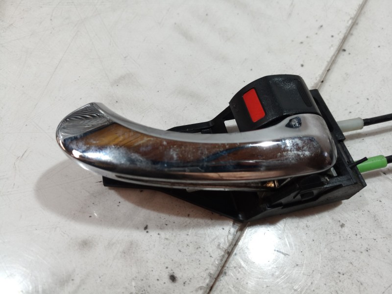 Recambio de cerradura puerta delantera derecha para toyota rav 4 (a3) executive referencia OEM IAM A046693 A046693 A046693