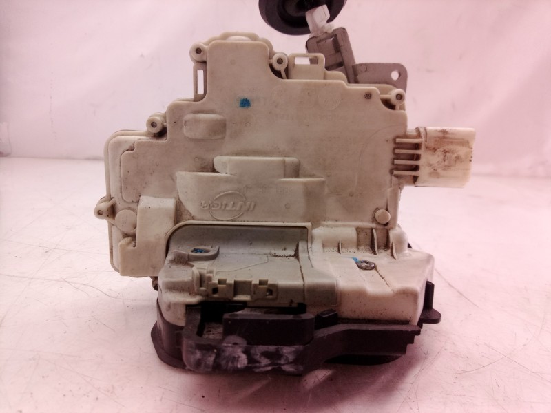 Recambio de cerradura puerta delantera derecha para audi a6 berlina (4f2) 3.0 tdi quattro (165kw) referencia OEM IAM 4F1837016  