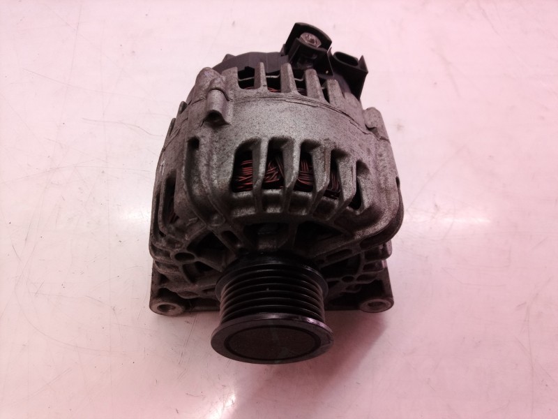 Recambio de alternador para ford tourneo courier (c4a) ambiente referencia OEM IAM 2612672B 2612672 AV6N10300