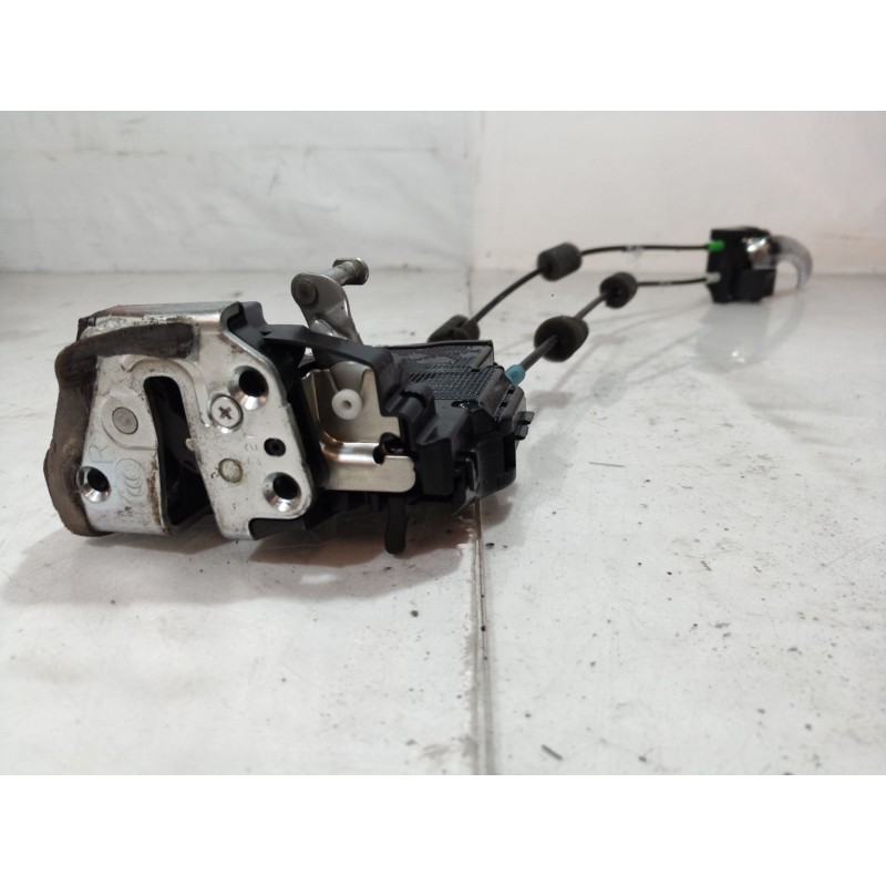 Recambio de cerradura puerta trasera derecha para toyota rav 4 (a3) executive referencia OEM IAM A046693 A046693 A046693